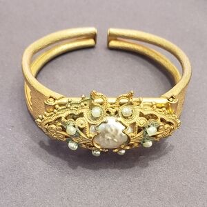 Miriam Haskell gold bracelet with Pearl Accents